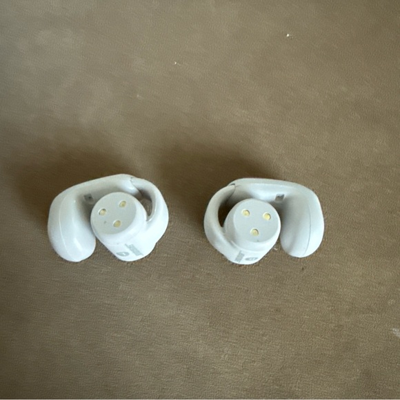 Bose Open Earbuds - Sunshine . Made in China - Picture 6 of 8